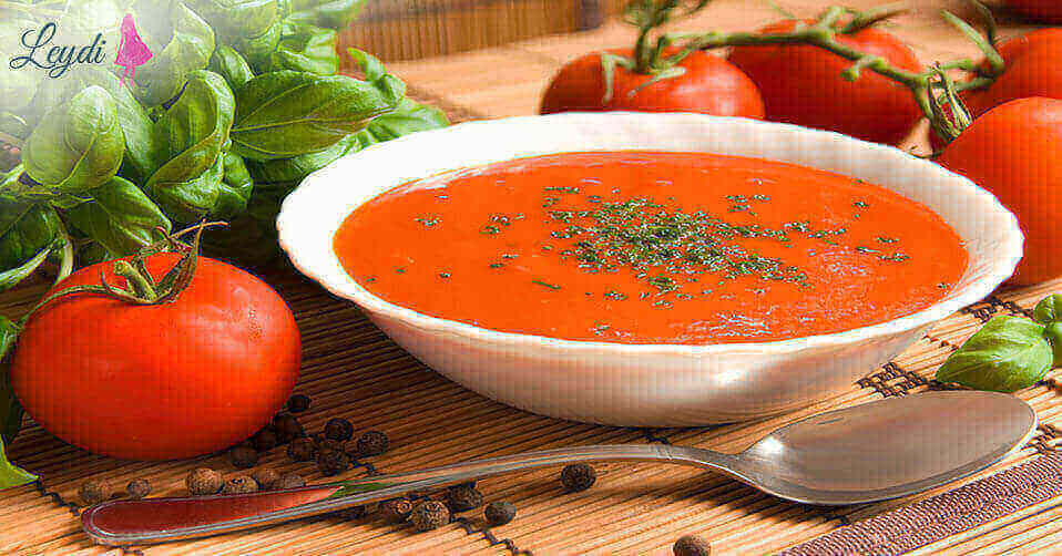 “Restoran üsulu tomat supu